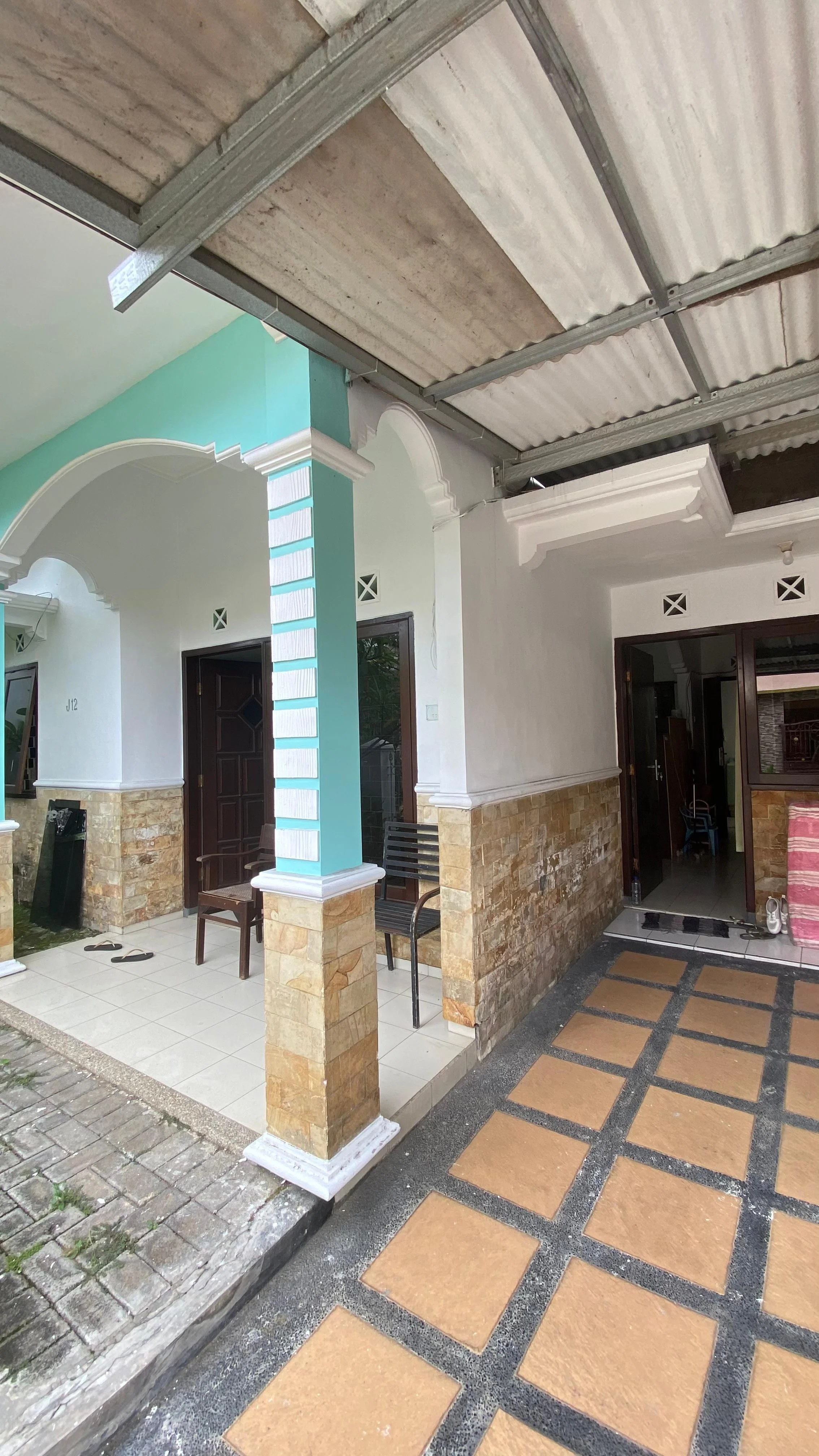 Rumah Asri Dijual Area Taman Sulfat Blimbing Kota Malang-2