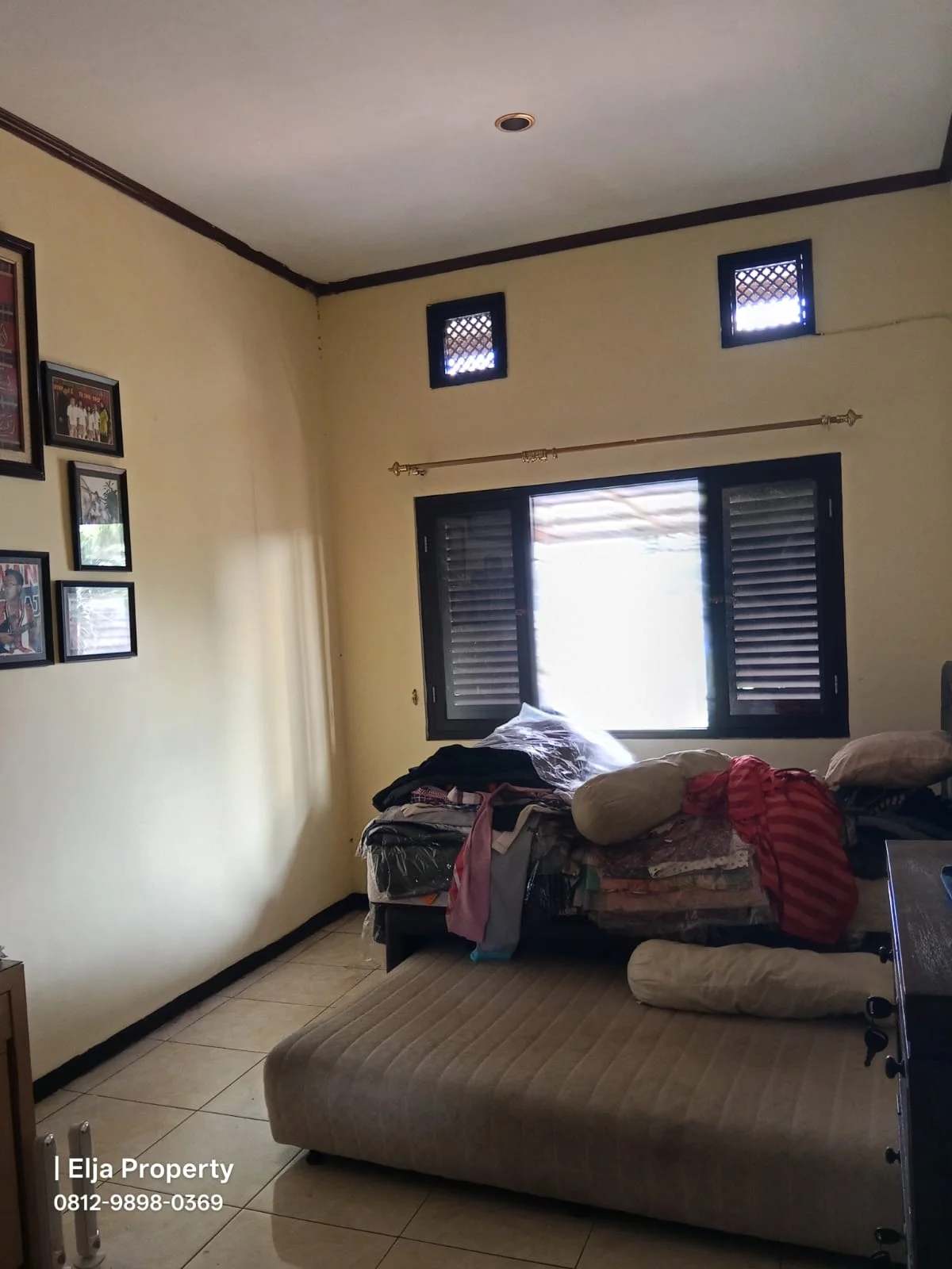 Villa Hook di Emerald Villas Junrejo Depan Jatim Park 3 Kota Wisata Batu-4