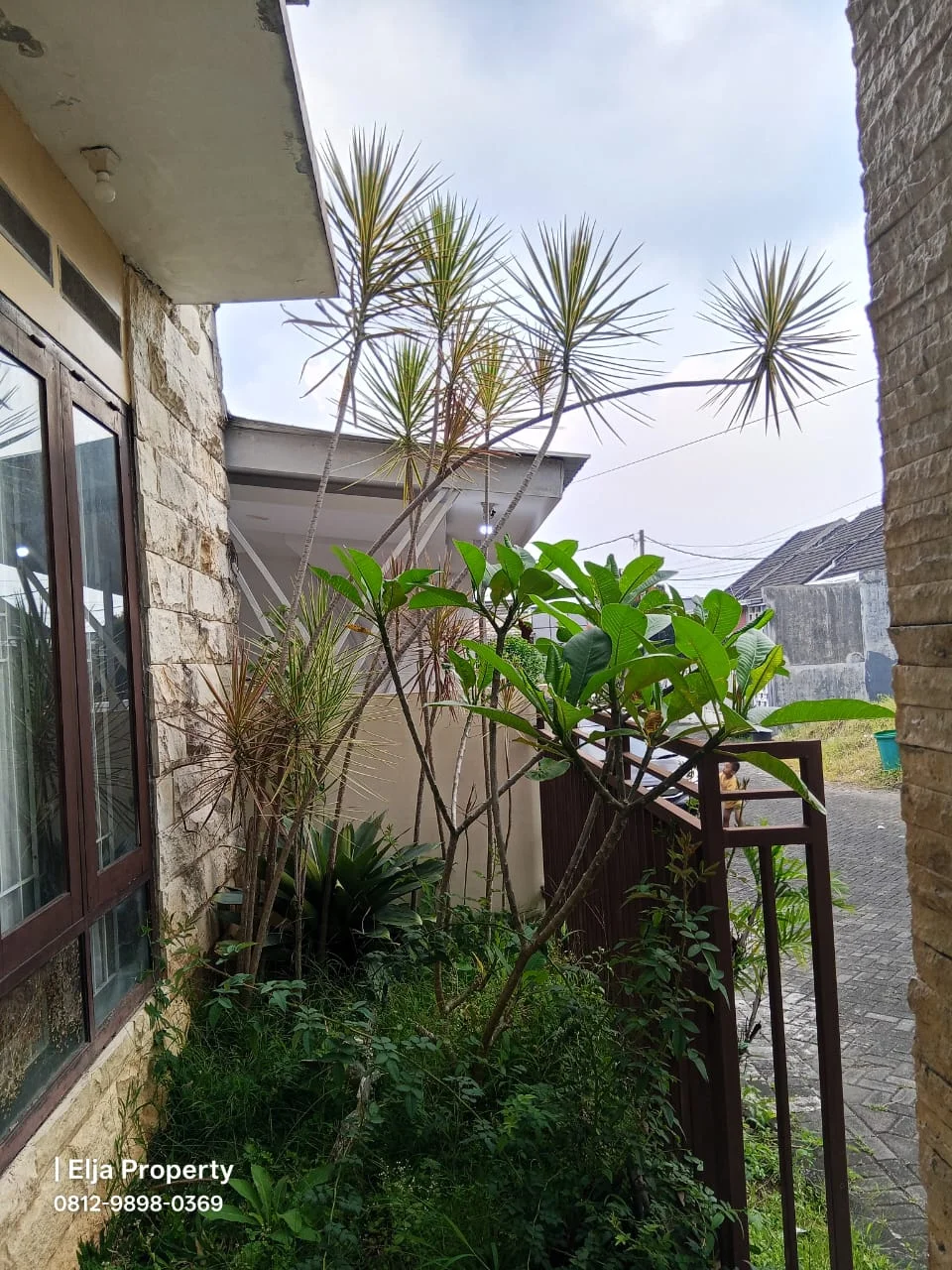 Rumah Villa Cantik de Cozy Residence Dekat Jatim Park 3 Kota Wisata Batu-2