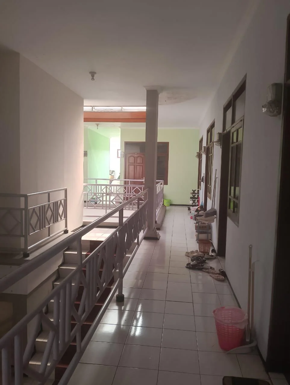 Rukost Putri 37 Kamar Tidur Samping Kampus Unmer Malang-3