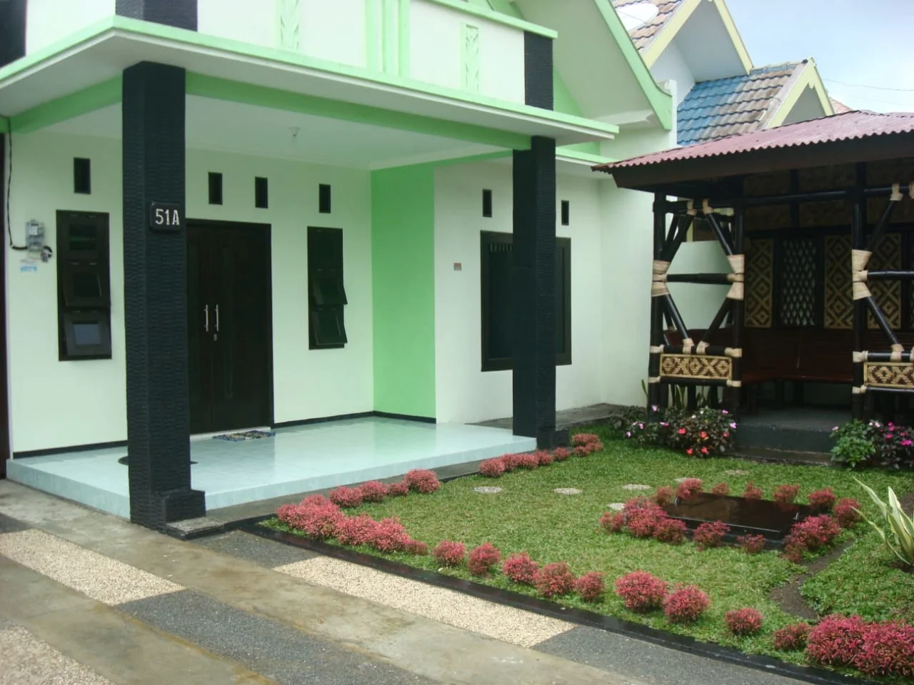 Villa Aktif Luas 282 m2 Jl Abdul Ghani Atas  Area Emas Kota Wisata Batu-1