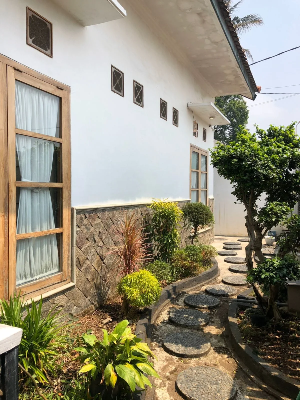 Villa Cantik 273m2 Lokasi Temas Dekat Plaza Batu, BNS Kota Wisata Batu-1
