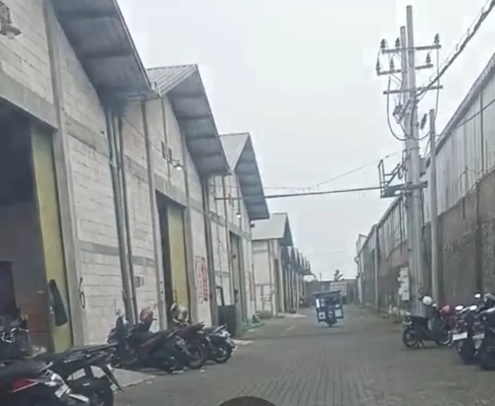 Gudang Dijual Lokasi Strategis Samping Exit Tol Pakis di Kawasan Pergudangan Malang-4