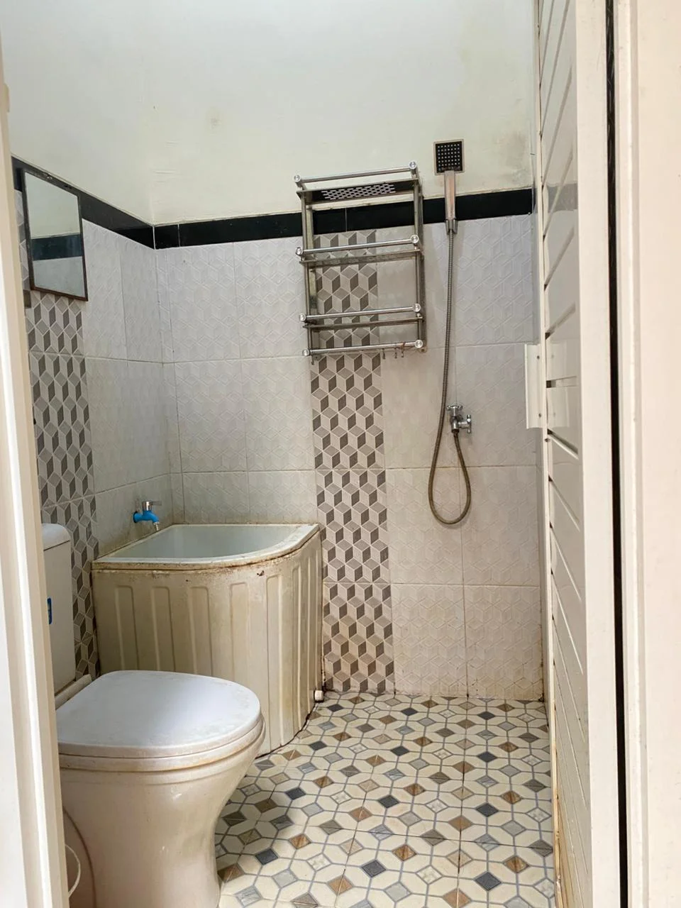 Rumah Cantik Siap Huni Kedungkandang Dekat Kantor Terpadu Kota Malang-4