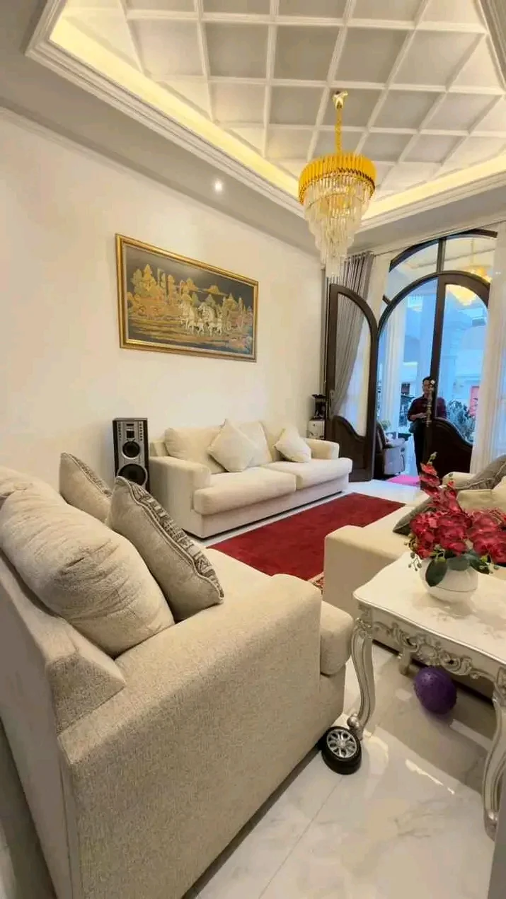 Rumah Mewah Exclusive di Perumahan Araya Cluster Niew Indie Kota Malang-3