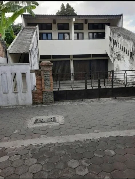 Rumah Tempat Usaha Dijual Murah Dekat Alun Alun Keraton Yogyakarta-7