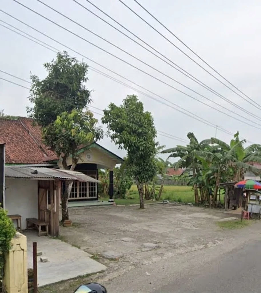 DIBAWAH PASAR! Rumah Dijual Jl Raya Sempor Dekat Pabrik Rokok Sampoerna Gombong Kebumen-1
