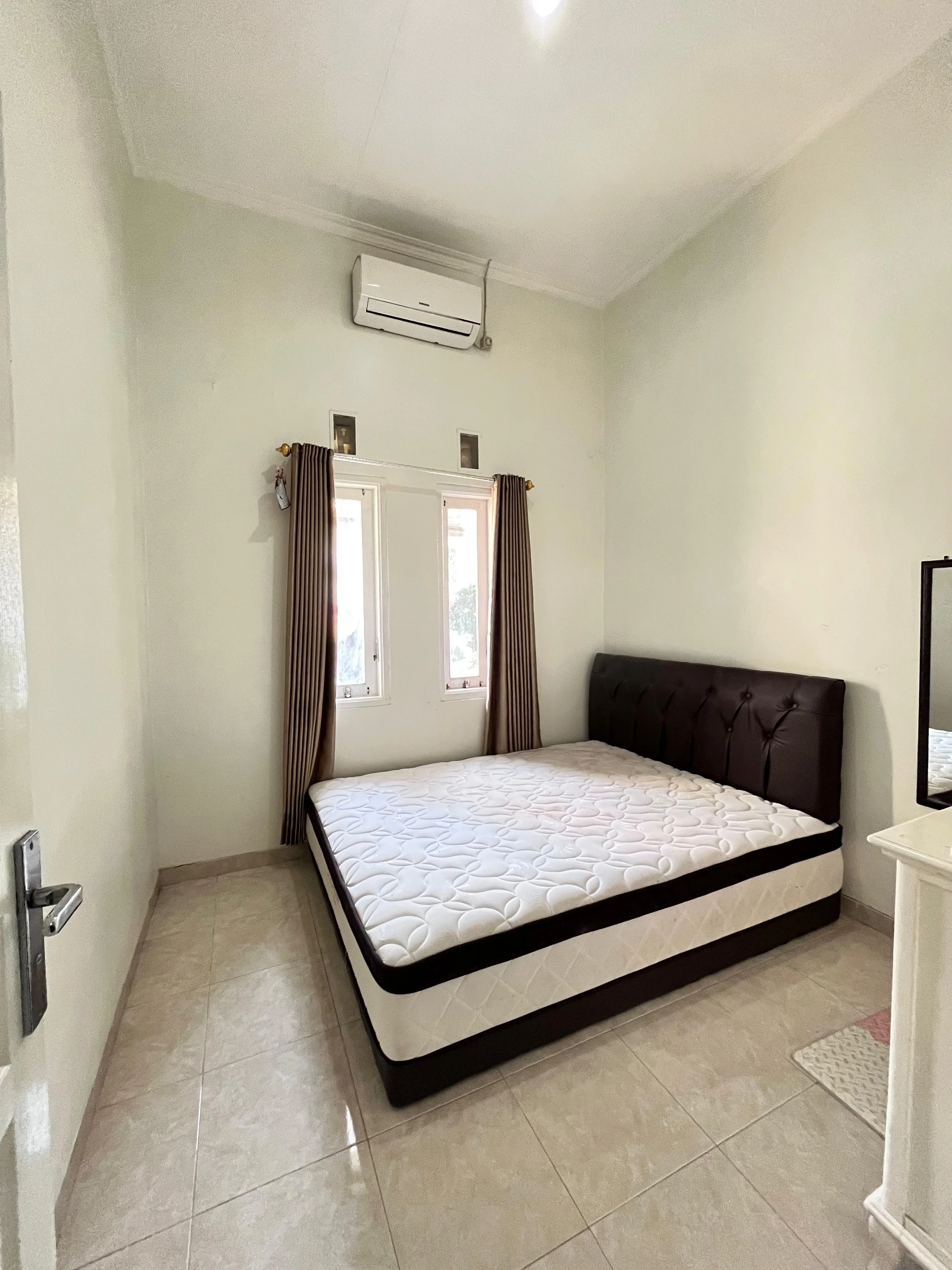 Rumah Cantik Siap Huni Dekat Kampus UB UMM di Jalan Saxophone Suhat Malang-4